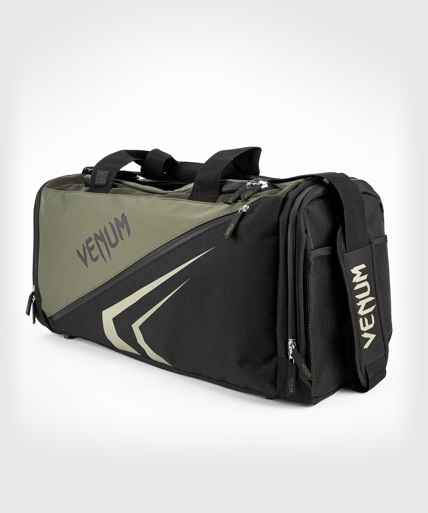 VENUM TRAINER LITE EVO SPORTS BAG KHAKI/BLACK VENUM TRAINER LITE EVO SPORTS BAG KHAKI/BLACK