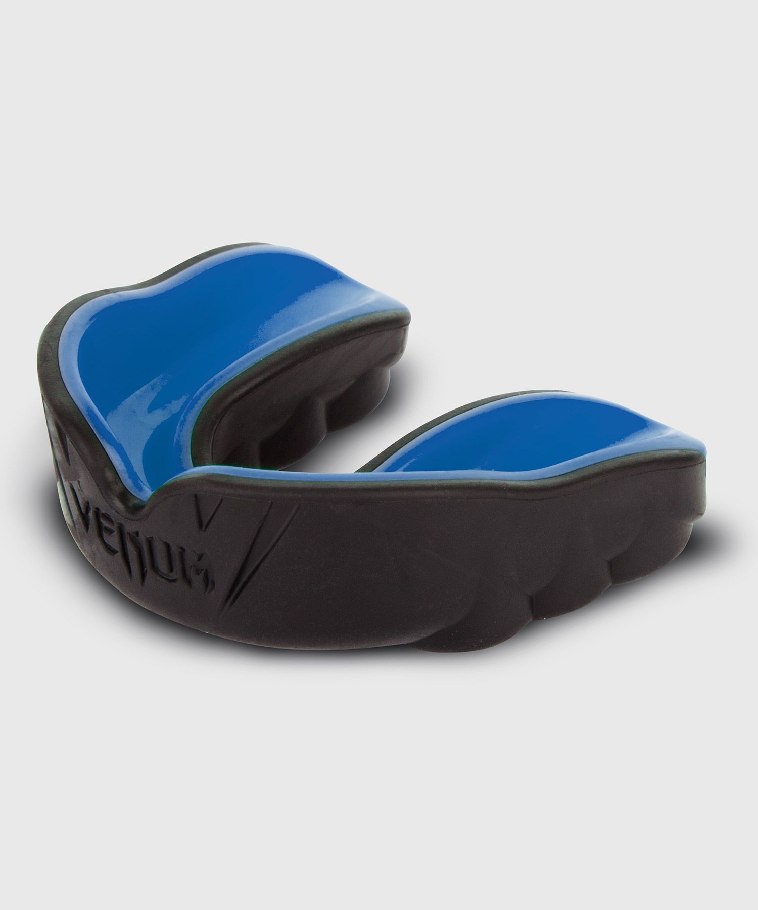 VENUM CHALLENGER MOUTHGUARD BLK/BLUE VENUM CHALLENGER MOUTHGUARD BLK/BLUE