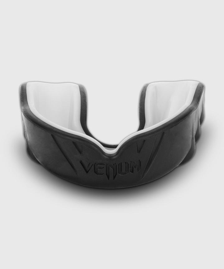 VENUM CHALLENGER MOUTHGUARD BLACK/ICE VENUM CHALLENGER MOUTHGUARD BLACK/ICE