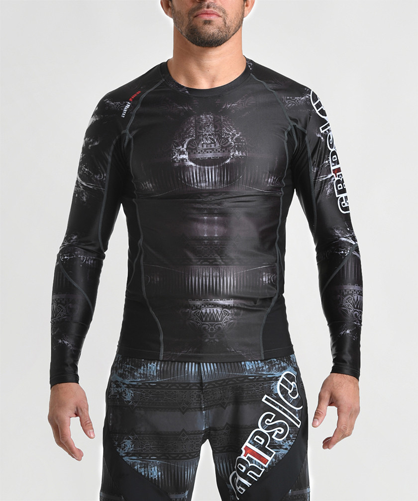 Champion KuwaitProductGRIPS RASH GUARD LONG TRIBAL